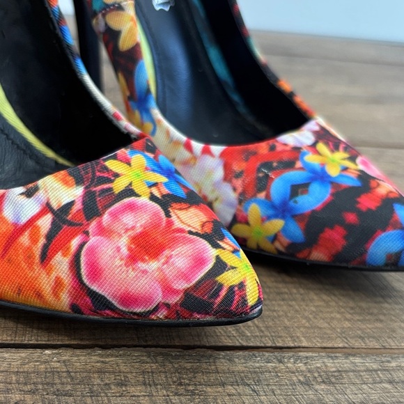 Aldo Multicolor Floral Heels - Picture 8 of 9